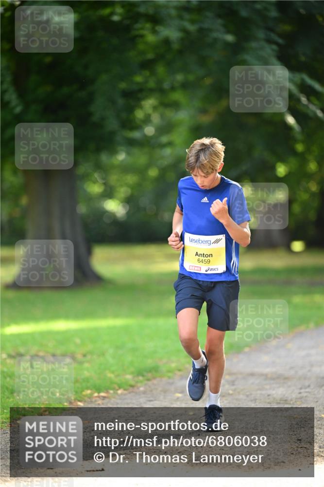 25.08.2024 - 20. Blankeneser Heldenlauf Dr. Thomas Lammeyer http://msf.ph/oto/6806038 25.08.2024 10:09:34 Laufen 6459 meine-sportfotos.de