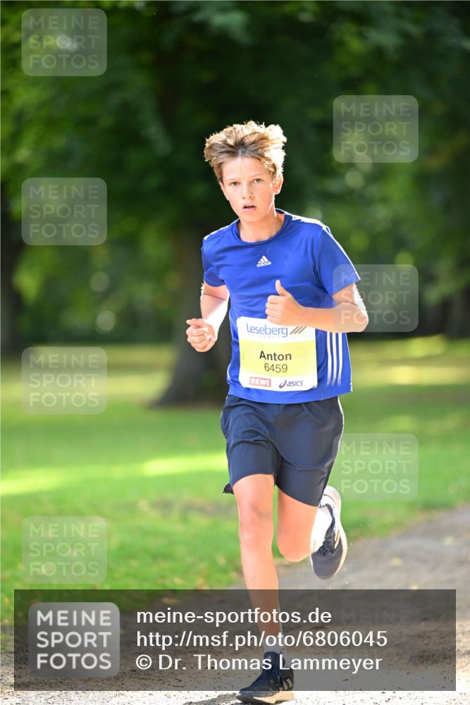 25.08.2024 - 20. Blankeneser Heldenlauf Dr. Thomas Lammeyer http://msf.ph/oto/6806045 25.08.2024 10:09:35 Laufen 6459 meine-sportfotos.de