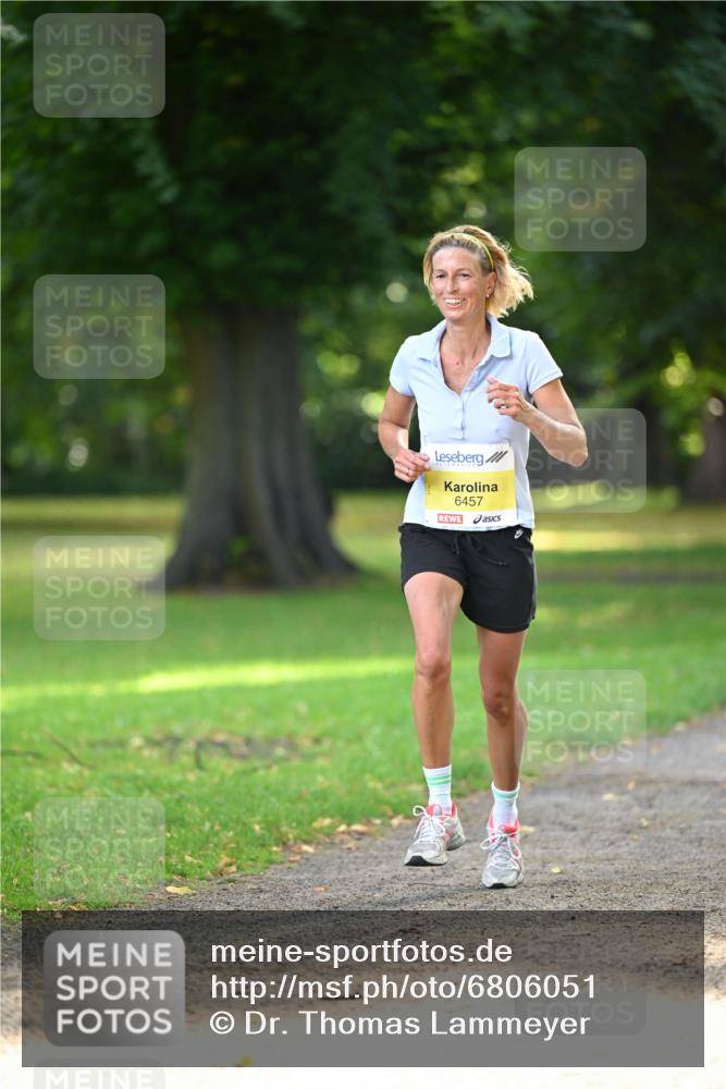 25.08.2024 - 20. Blankeneser Heldenlauf Dr. Thomas Lammeyer http://msf.ph/oto/6806051 25.08.2024 10:09:39 Laufen 6457 meine-sportfotos.de