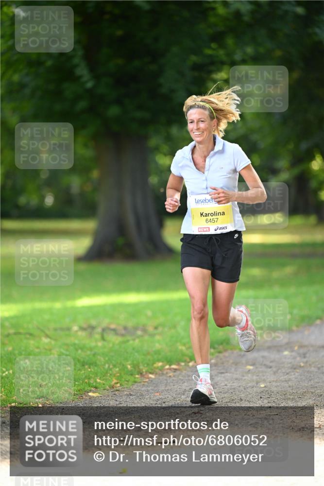 25.08.2024 - 20. Blankeneser Heldenlauf Dr. Thomas Lammeyer http://msf.ph/oto/6806052 25.08.2024 10:09:39 Laufen 6457 meine-sportfotos.de