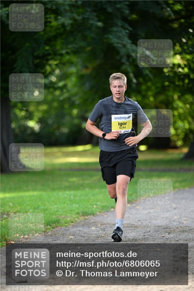 25.08.2024 - 20. Blankeneser Heldenlauf Dr. Thomas Lammeyer http://msf.ph/oto/6806065 25.08.2024 10:09:45 Laufen 6244 meine-sportfotos.de