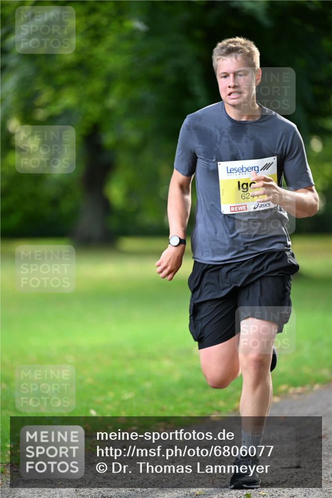 25.08.2024 - 20. Blankeneser Heldenlauf Dr. Thomas Lammeyer http://msf.ph/oto/6806077 25.08.2024 10:09:47 Laufen 62 meine-sportfotos.de