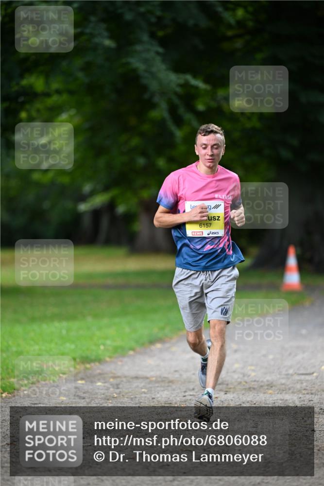 25.08.2024 - 20. Blankeneser Heldenlauf Dr. Thomas Lammeyer http://msf.ph/oto/6806088 25.08.2024 10:10:02 Laufen 6157 meine-sportfotos.de