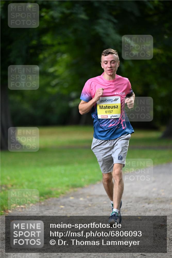25.08.2024 - 20. Blankeneser Heldenlauf Dr. Thomas Lammeyer http://msf.ph/oto/6806093 25.08.2024 10:10:03 Laufen 6157 meine-sportfotos.de