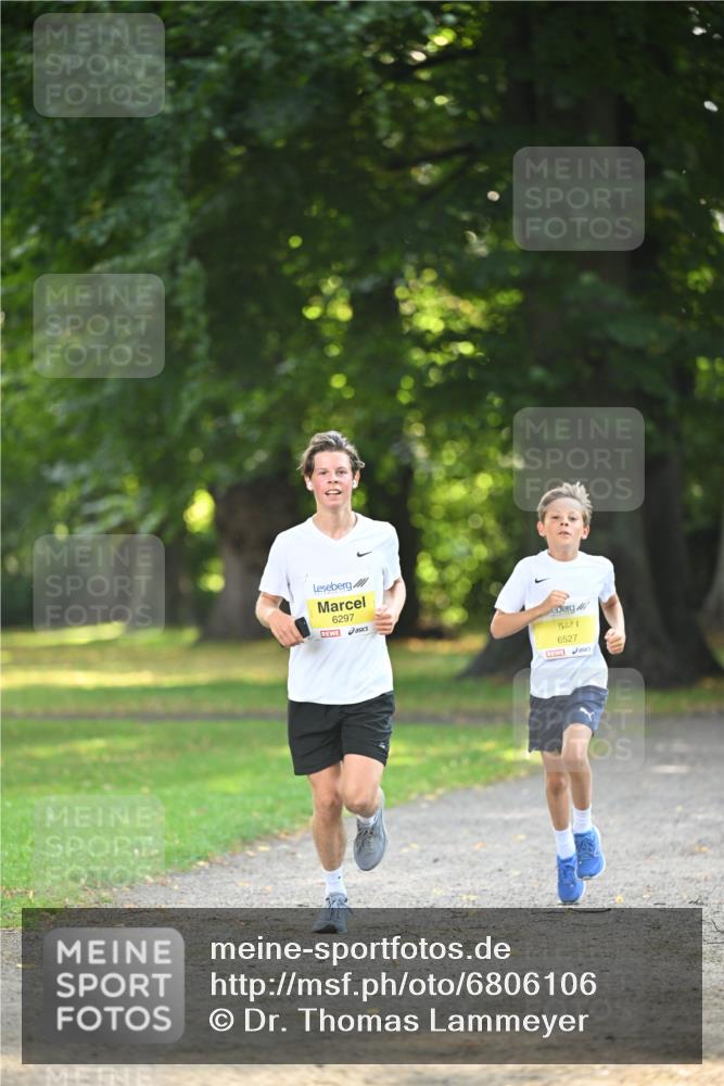25.08.2024 - 20. Blankeneser Heldenlauf Dr. Thomas Lammeyer http://msf.ph/oto/6806106 25.08.2024 10:10:34 Laufen 6297, 6527 meine-sportfotos.de