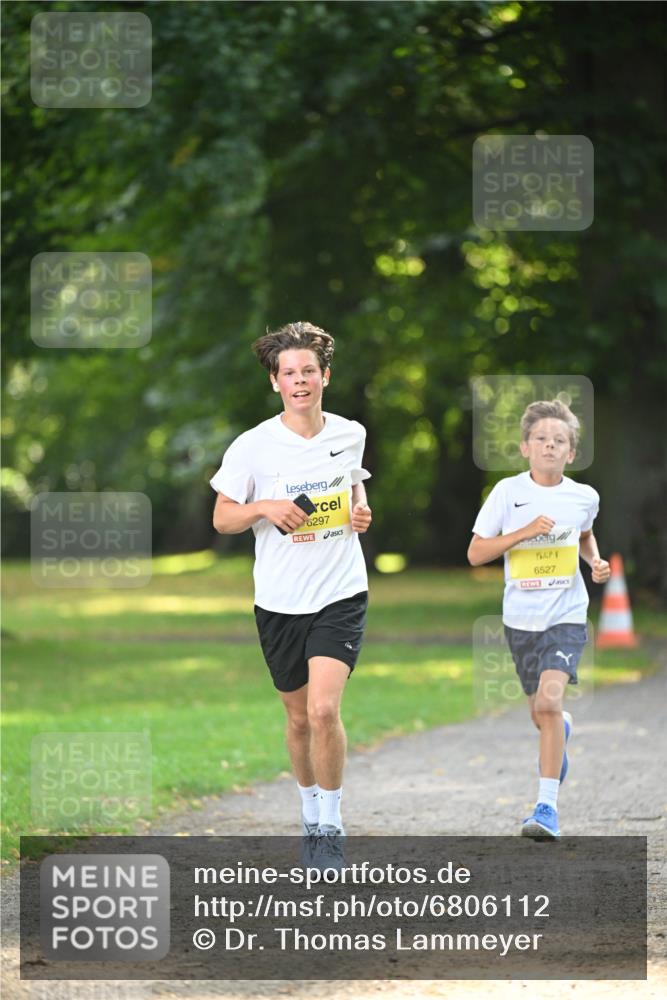 25.08.2024 - 20. Blankeneser Heldenlauf Dr. Thomas Lammeyer http://msf.ph/oto/6806112 25.08.2024 10:10:35 Laufen 6297, 6527 meine-sportfotos.de
