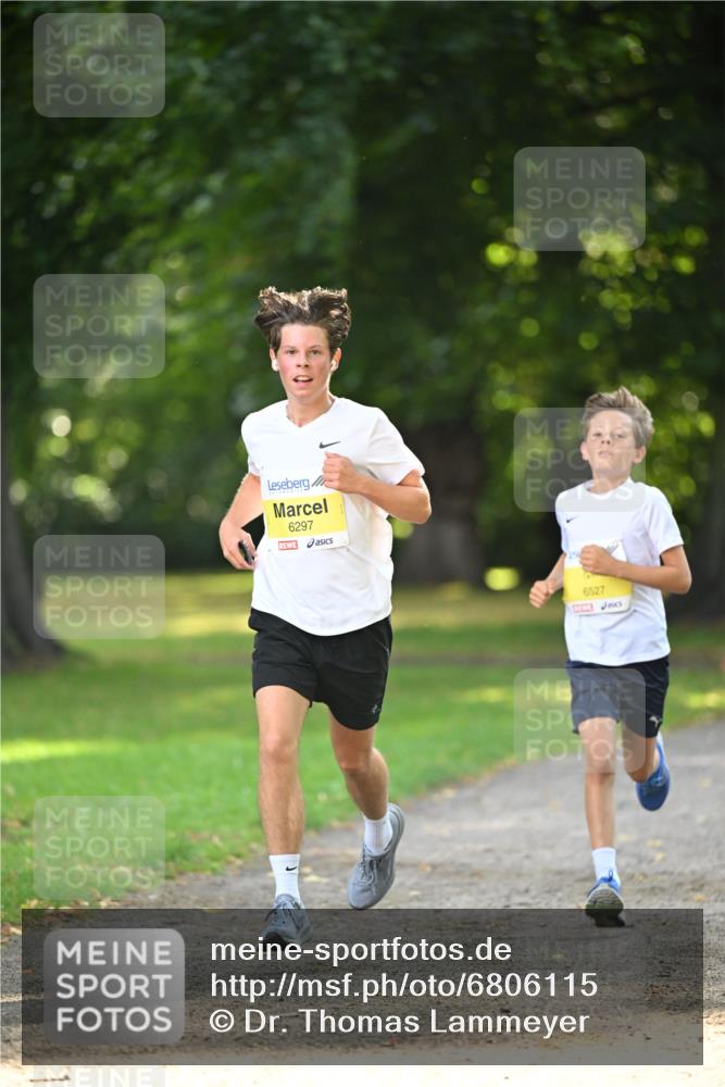 25.08.2024 - 20. Blankeneser Heldenlauf Dr. Thomas Lammeyer http://msf.ph/oto/6806115 25.08.2024 10:10:36 Laufen 6297, 6527 meine-sportfotos.de