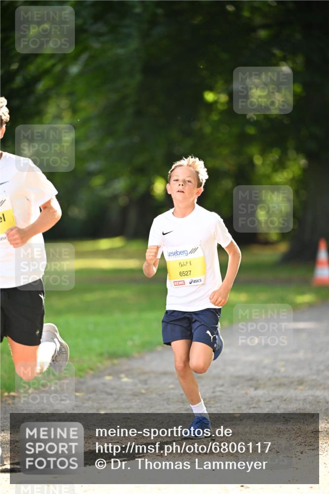 25.08.2024 - 20. Blankeneser Heldenlauf Dr. Thomas Lammeyer http://msf.ph/oto/6806117 25.08.2024 10:10:36 Laufen 6527 meine-sportfotos.de