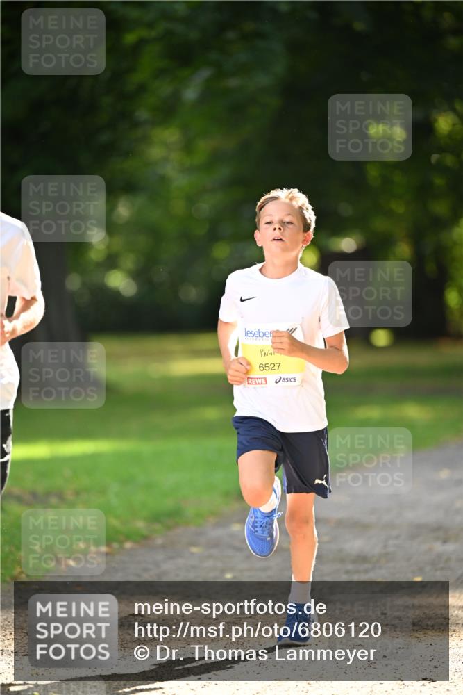 25.08.2024 - 20. Blankeneser Heldenlauf Dr. Thomas Lammeyer http://msf.ph/oto/6806120 25.08.2024 10:10:37 Laufen 6527 meine-sportfotos.de