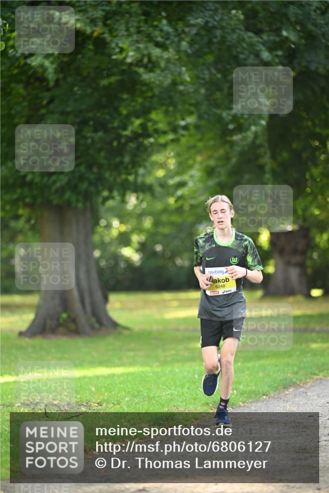 25.08.2024 - 20. Blankeneser Heldenlauf Dr. Thomas Lammeyer http://msf.ph/oto/6806127 25.08.2024 10:10:43 Laufen 6248 meine-sportfotos.de
