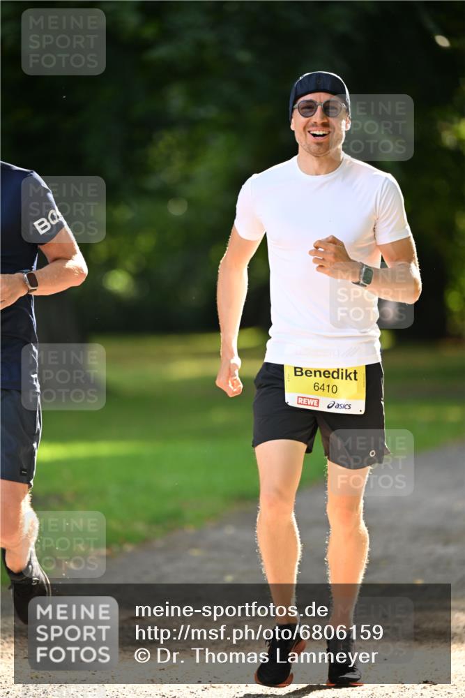 25.08.2024 - 20. Blankeneser Heldenlauf Dr. Thomas Lammeyer http://msf.ph/oto/6806159 25.08.2024 10:10:49 Laufen 6410 meine-sportfotos.de
