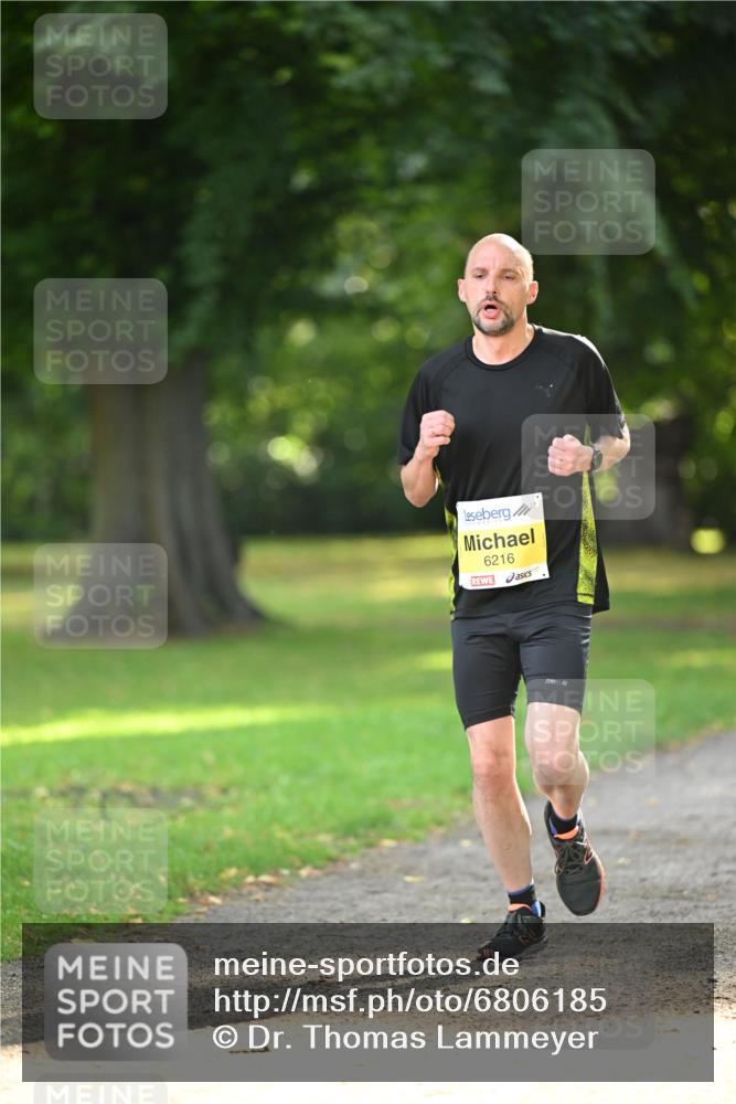 25.08.2024 - 20. Blankeneser Heldenlauf Dr. Thomas Lammeyer http://msf.ph/oto/6806185 25.08.2024 10:11:01 Laufen 6216 meine-sportfotos.de