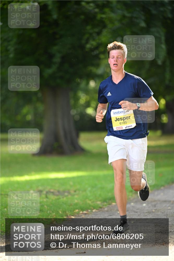 25.08.2024 - 20. Blankeneser Heldenlauf Dr. Thomas Lammeyer http://msf.ph/oto/6806205 25.08.2024 10:11:10 Laufen 0, 6185 meine-sportfotos.de