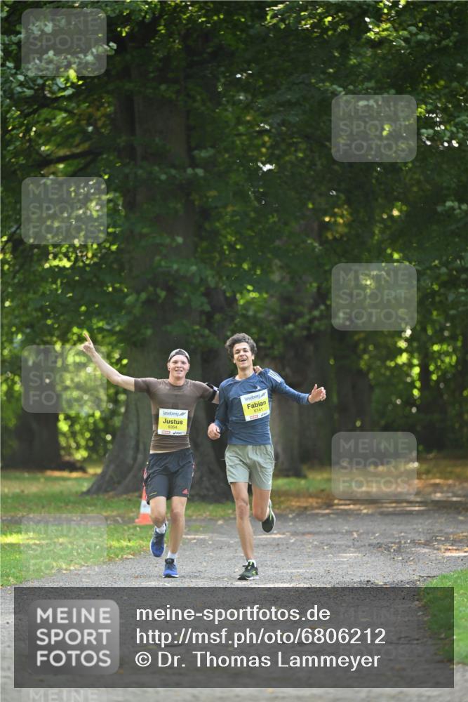 25.08.2024 - 20. Blankeneser Heldenlauf Dr. Thomas Lammeyer http://msf.ph/oto/6806212 25.08.2024 10:11:25 Laufen 6354 meine-sportfotos.de
