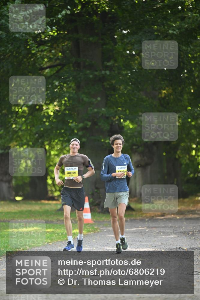 25.08.2024 - 20. Blankeneser Heldenlauf Dr. Thomas Lammeyer http://msf.ph/oto/6806219 25.08.2024 10:11:26 Laufen 6354 meine-sportfotos.de