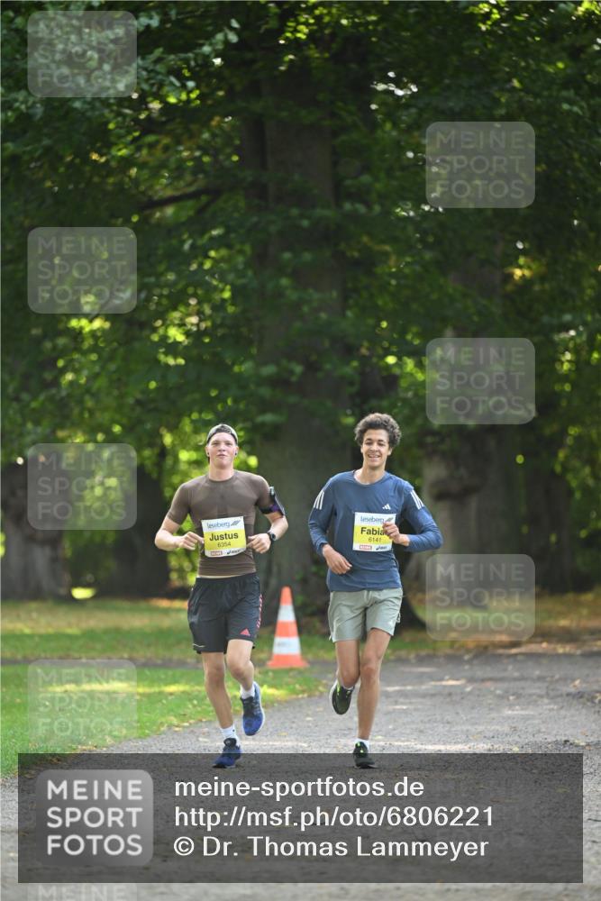 25.08.2024 - 20. Blankeneser Heldenlauf Dr. Thomas Lammeyer http://msf.ph/oto/6806221 25.08.2024 10:11:27 Laufen 6354, 6141 meine-sportfotos.de