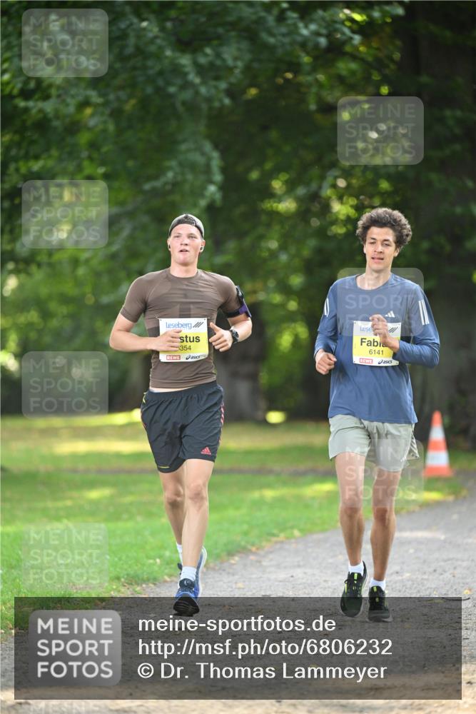 25.08.2024 - 20. Blankeneser Heldenlauf Dr. Thomas Lammeyer http://msf.ph/oto/6806232 25.08.2024 10:11:29 Laufen 354, 6141 meine-sportfotos.de