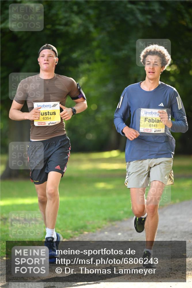 25.08.2024 - 20. Blankeneser Heldenlauf Dr. Thomas Lammeyer http://msf.ph/oto/6806243 25.08.2024 10:11:31 Laufen 6354, 6141 meine-sportfotos.de