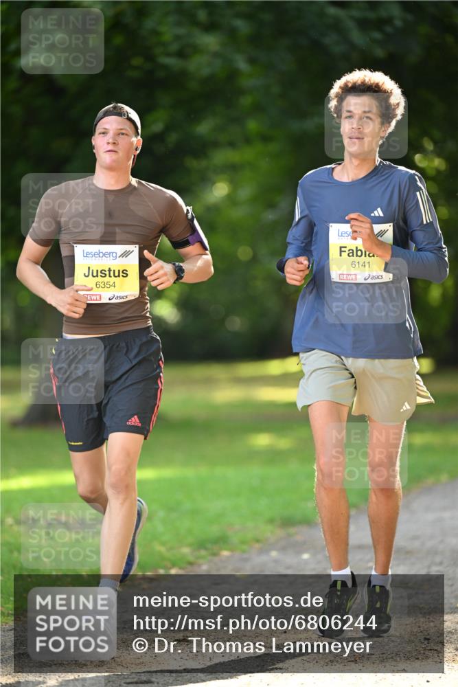 25.08.2024 - 20. Blankeneser Heldenlauf Dr. Thomas Lammeyer http://msf.ph/oto/6806244 25.08.2024 10:11:31 Laufen 6354, 6141 meine-sportfotos.de