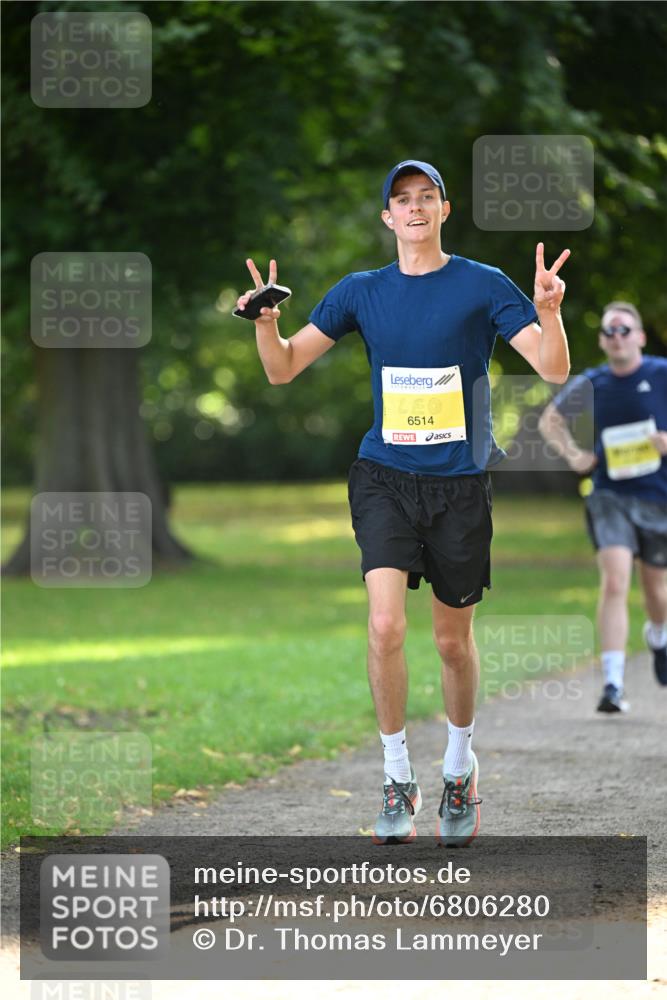 25.08.2024 - 20. Blankeneser Heldenlauf Dr. Thomas Lammeyer http://msf.ph/oto/6806280 25.08.2024 10:12:02 Laufen 6514 meine-sportfotos.de