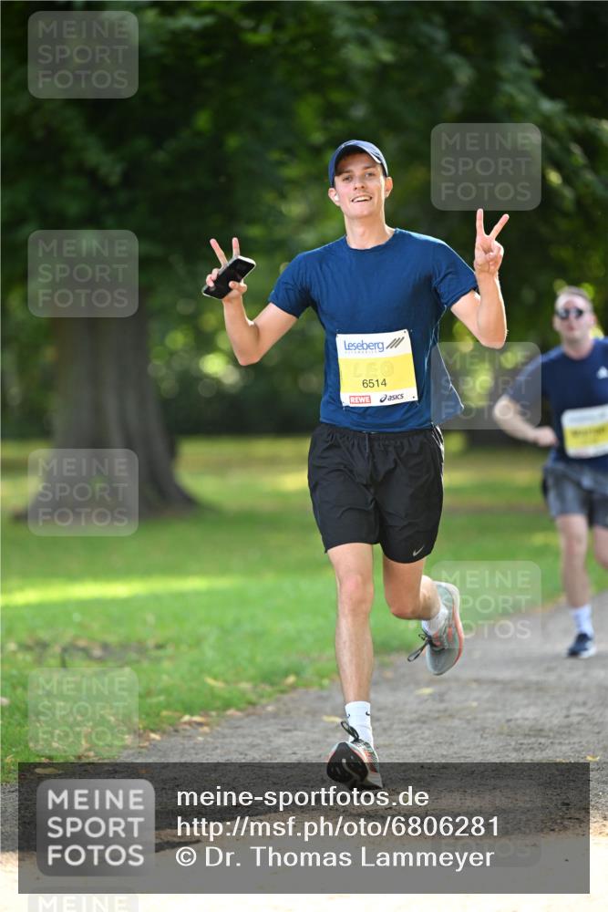 25.08.2024 - 20. Blankeneser Heldenlauf Dr. Thomas Lammeyer http://msf.ph/oto/6806281 25.08.2024 10:12:02 Laufen 6514 meine-sportfotos.de