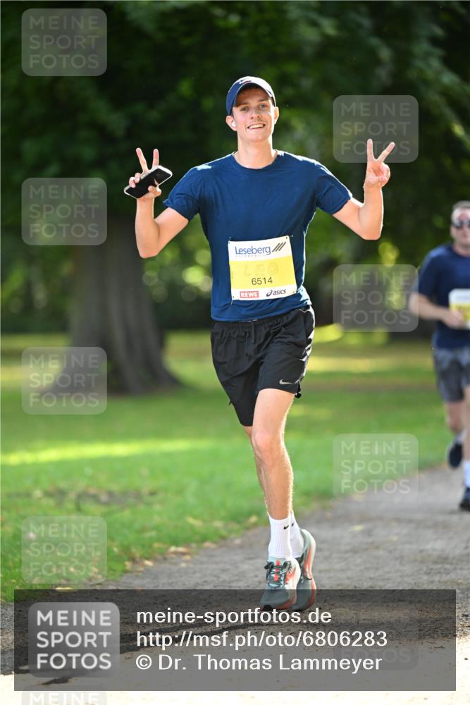 25.08.2024 - 20. Blankeneser Heldenlauf Dr. Thomas Lammeyer http://msf.ph/oto/6806283 25.08.2024 10:12:03 Laufen 6514 meine-sportfotos.de
