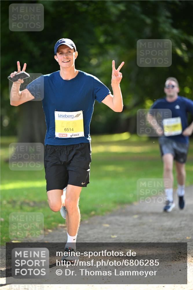 25.08.2024 - 20. Blankeneser Heldenlauf Dr. Thomas Lammeyer http://msf.ph/oto/6806285 25.08.2024 10:12:03 Laufen 6514 meine-sportfotos.de