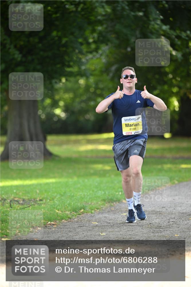 25.08.2024 - 20. Blankeneser Heldenlauf Dr. Thomas Lammeyer http://msf.ph/oto/6806288 25.08.2024 10:12:04 Laufen 6148 meine-sportfotos.de