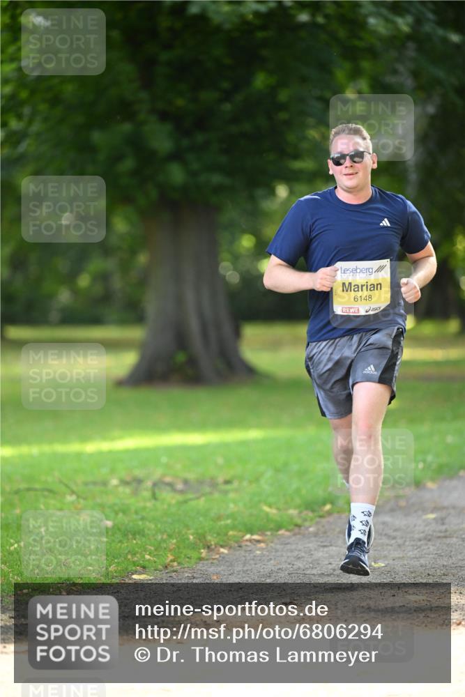 25.08.2024 - 20. Blankeneser Heldenlauf Dr. Thomas Lammeyer http://msf.ph/oto/6806294 25.08.2024 10:12:05 Laufen 6148 meine-sportfotos.de