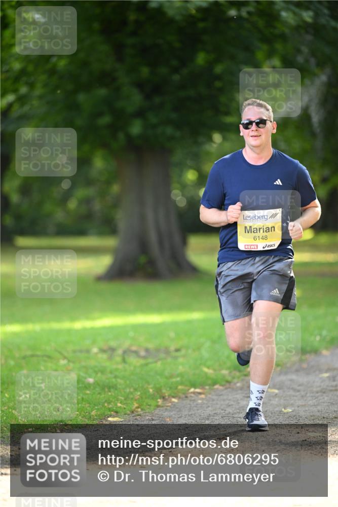 25.08.2024 - 20. Blankeneser Heldenlauf Dr. Thomas Lammeyer http://msf.ph/oto/6806295 25.08.2024 10:12:05 Laufen 6148 meine-sportfotos.de