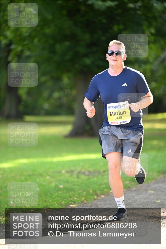 25.08.2024 - 20. Blankeneser Heldenlauf Dr. Thomas Lammeyer http://msf.ph/oto/6806298 25.08.2024 10:12:05 Laufen 6148 meine-sportfotos.de