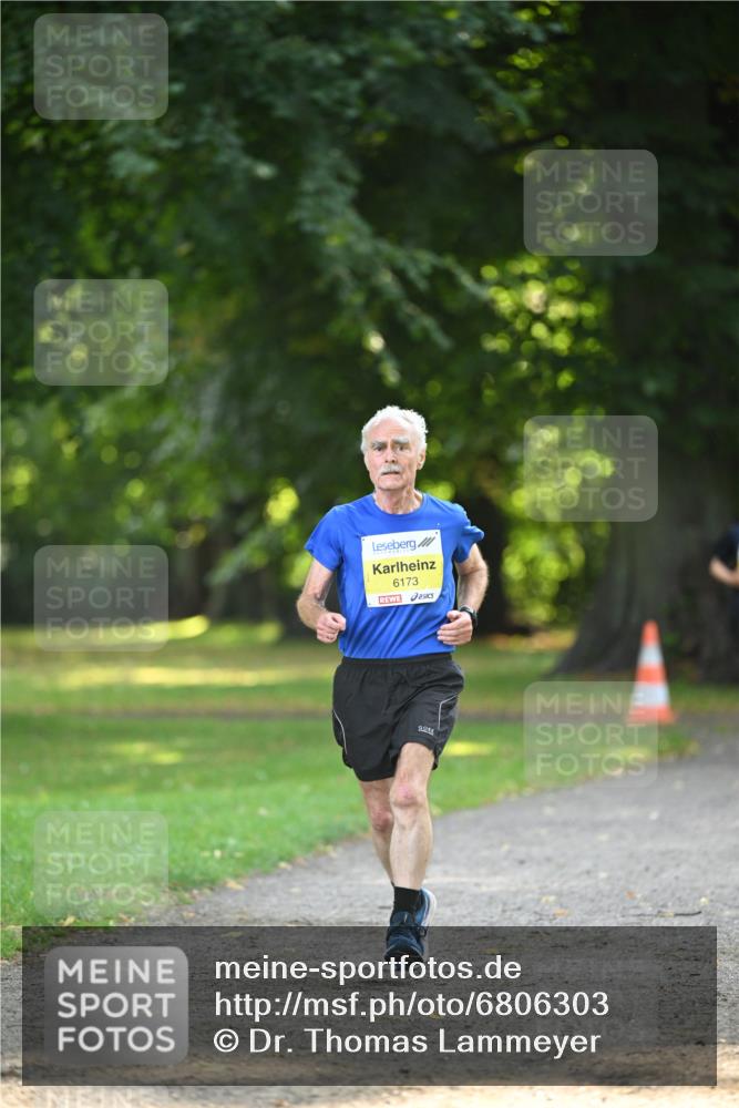 25.08.2024 - 20. Blankeneser Heldenlauf Dr. Thomas Lammeyer http://msf.ph/oto/6806303 25.08.2024 10:12:09 Laufen 6173 meine-sportfotos.de