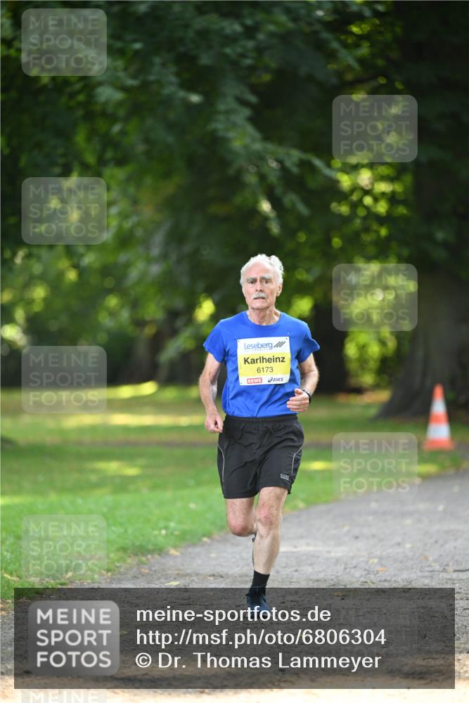 25.08.2024 - 20. Blankeneser Heldenlauf Dr. Thomas Lammeyer http://msf.ph/oto/6806304 25.08.2024 10:12:09 Laufen 6173 meine-sportfotos.de