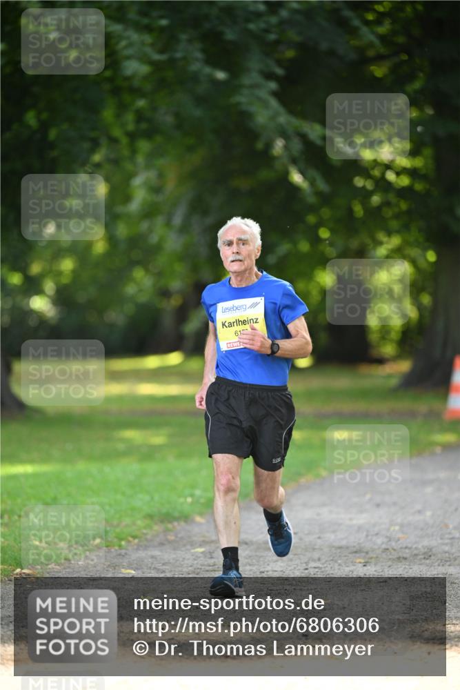 25.08.2024 - 20. Blankeneser Heldenlauf Dr. Thomas Lammeyer http://msf.ph/oto/6806306 25.08.2024 10:12:10 Laufen 61 meine-sportfotos.de