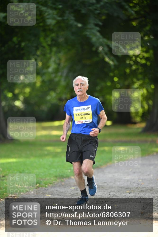 25.08.2024 - 20. Blankeneser Heldenlauf Dr. Thomas Lammeyer http://msf.ph/oto/6806307 25.08.2024 10:12:10 Laufen 6173 meine-sportfotos.de