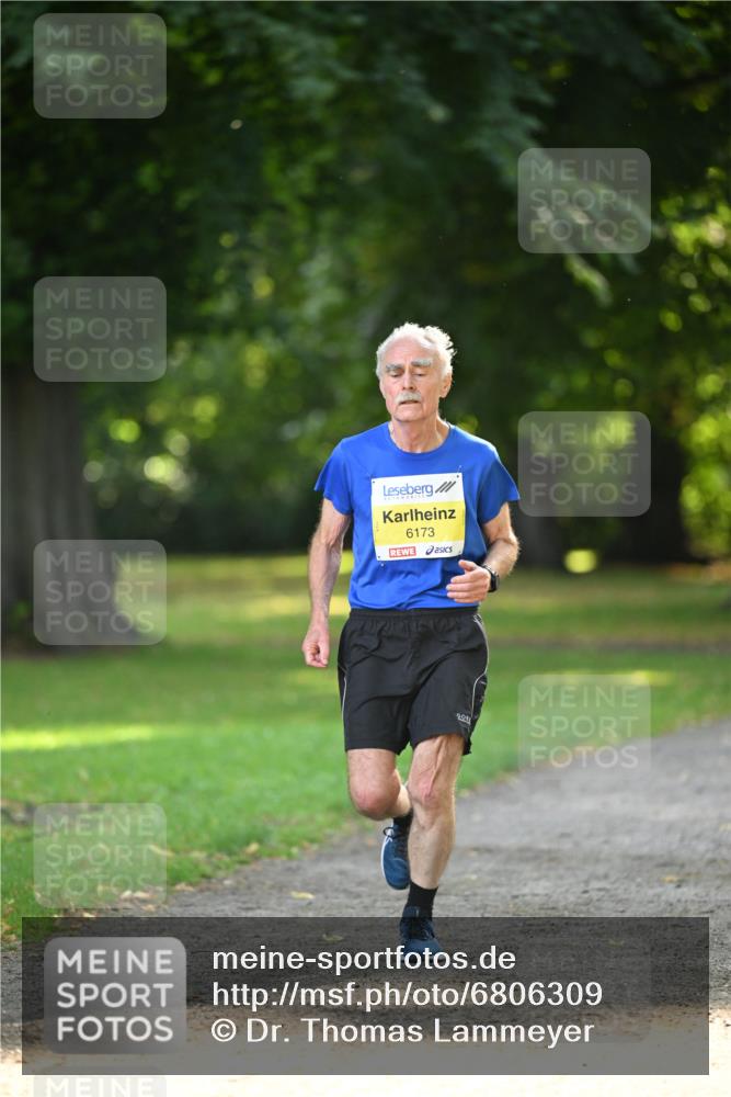 25.08.2024 - 20. Blankeneser Heldenlauf Dr. Thomas Lammeyer http://msf.ph/oto/6806309 25.08.2024 10:12:10 Laufen 6173 meine-sportfotos.de