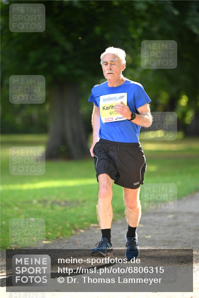 25.08.2024 - 20. Blankeneser Heldenlauf Dr. Thomas Lammeyer http://msf.ph/oto/6806315 25.08.2024 10:12:11 Laufen 6175 meine-sportfotos.de
