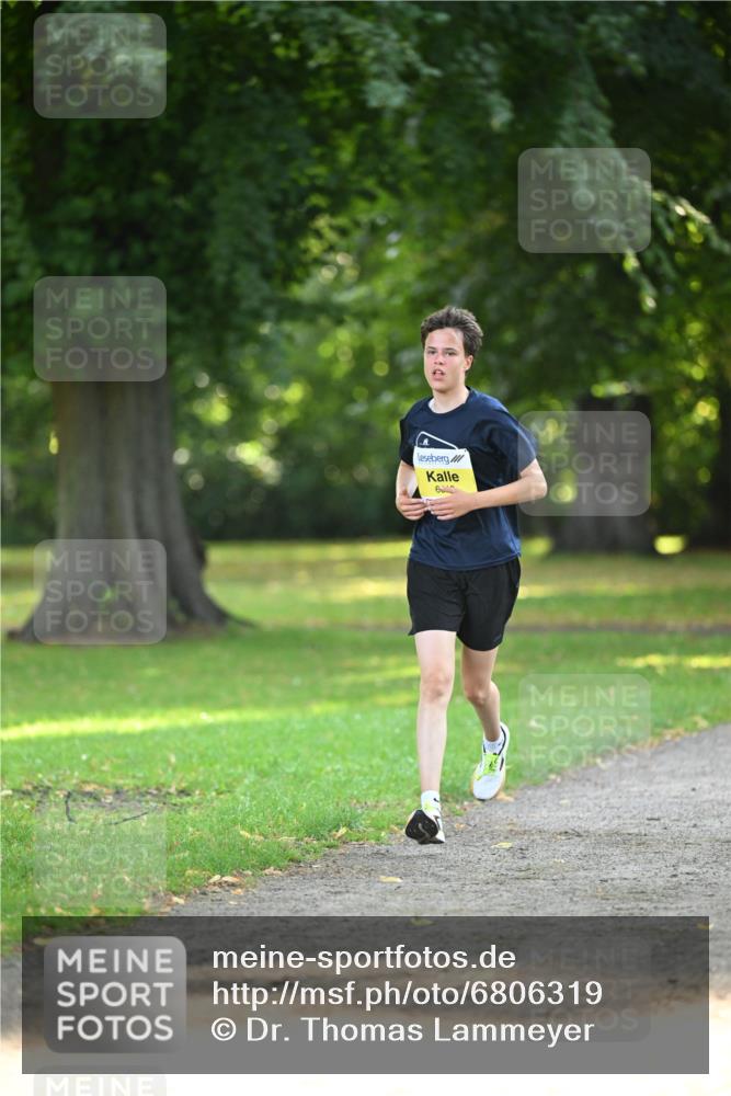 25.08.2024 - 20. Blankeneser Heldenlauf Dr. Thomas Lammeyer http://msf.ph/oto/6806319 25.08.2024 10:12:15 Laufen 6 meine-sportfotos.de