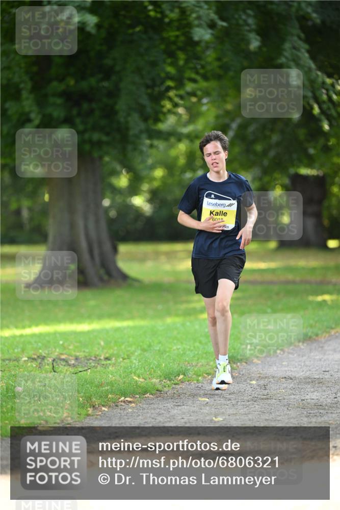25.08.2024 - 20. Blankeneser Heldenlauf Dr. Thomas Lammeyer http://msf.ph/oto/6806321 25.08.2024 10:12:15 Laufen 6010 meine-sportfotos.de