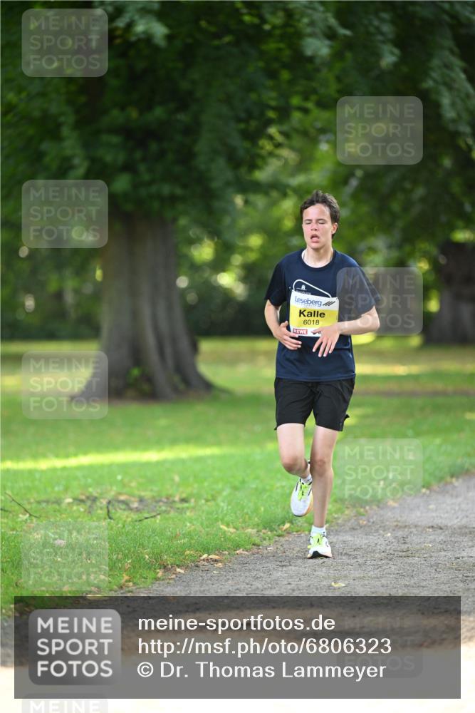 25.08.2024 - 20. Blankeneser Heldenlauf Dr. Thomas Lammeyer http://msf.ph/oto/6806323 25.08.2024 10:12:15 Laufen 6018 meine-sportfotos.de