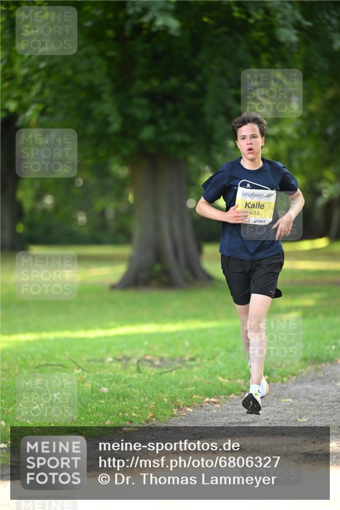 25.08.2024 - 20. Blankeneser Heldenlauf Dr. Thomas Lammeyer http://msf.ph/oto/6806327 25.08.2024 10:12:16 Laufen 018 meine-sportfotos.de