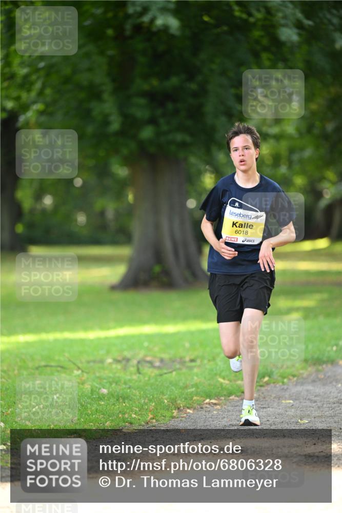 25.08.2024 - 20. Blankeneser Heldenlauf Dr. Thomas Lammeyer http://msf.ph/oto/6806328 25.08.2024 10:12:16 Laufen 6018 meine-sportfotos.de