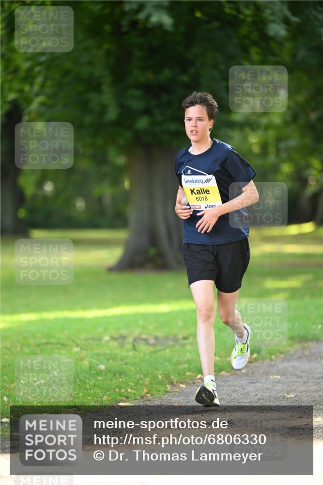 25.08.2024 - 20. Blankeneser Heldenlauf Dr. Thomas Lammeyer http://msf.ph/oto/6806330 25.08.2024 10:12:16 Laufen 6018 meine-sportfotos.de
