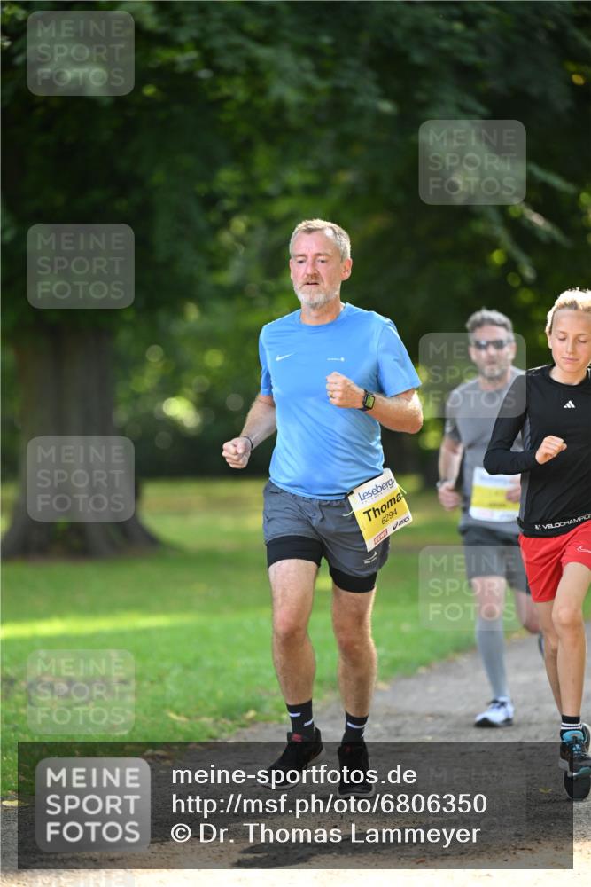 25.08.2024 - 20. Blankeneser Heldenlauf Dr. Thomas Lammeyer http://msf.ph/oto/6806350 25.08.2024 10:12:31 Laufen 6294 meine-sportfotos.de