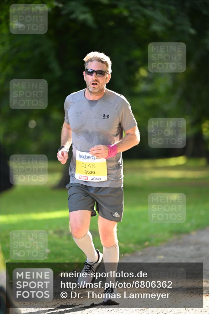 25.08.2024 - 20. Blankeneser Heldenlauf Dr. Thomas Lammeyer http://msf.ph/oto/6806362 25.08.2024 10:12:33 Laufen 6520 meine-sportfotos.de