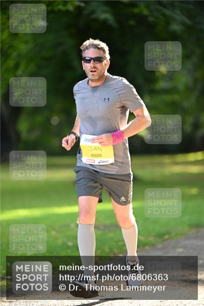 25.08.2024 - 20. Blankeneser Heldenlauf Dr. Thomas Lammeyer http://msf.ph/oto/6806363 25.08.2024 10:12:34 Laufen 6520 meine-sportfotos.de