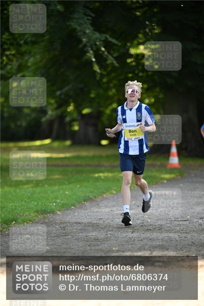 25.08.2024 - 20. Blankeneser Heldenlauf Dr. Thomas Lammeyer http://msf.ph/oto/6806374 25.08.2024 10:12:48 Laufen 6246 meine-sportfotos.de