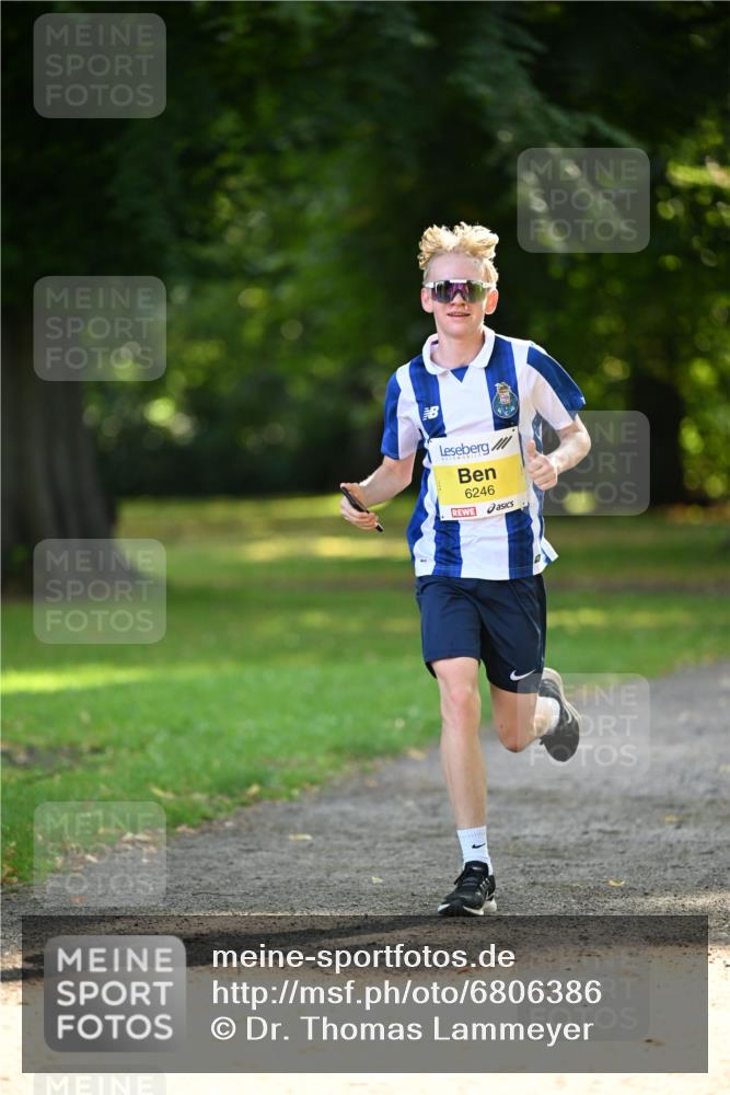 25.08.2024 - 20. Blankeneser Heldenlauf Dr. Thomas Lammeyer http://msf.ph/oto/6806386 25.08.2024 10:12:50 Laufen 6246, 10 meine-sportfotos.de