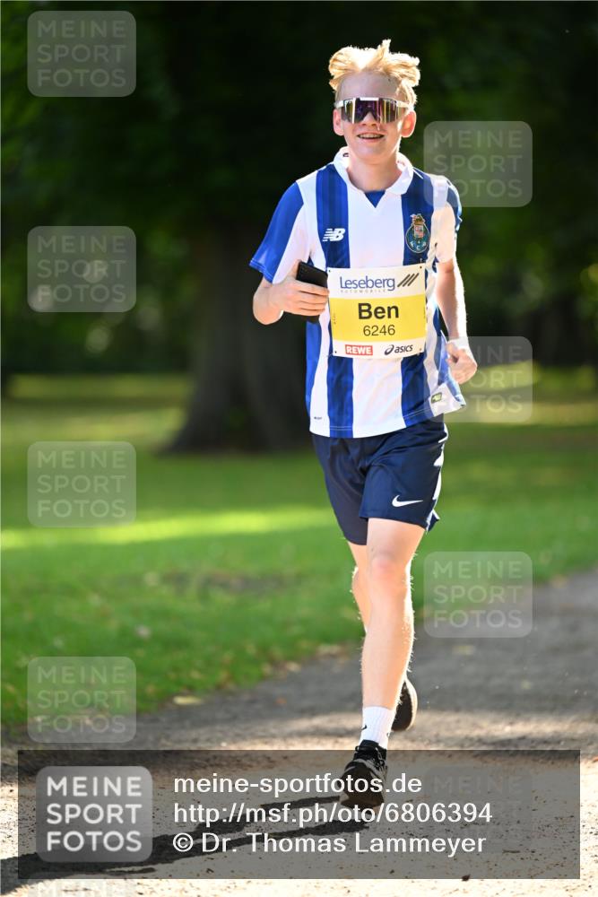 25.08.2024 - 20. Blankeneser Heldenlauf Dr. Thomas Lammeyer http://msf.ph/oto/6806394 25.08.2024 10:12:51 Laufen 6246 meine-sportfotos.de