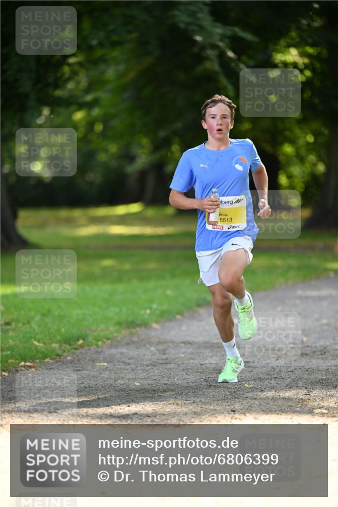 25.08.2024 - 20. Blankeneser Heldenlauf Dr. Thomas Lammeyer http://msf.ph/oto/6806399 25.08.2024 10:12:54 Laufen 6513 meine-sportfotos.de